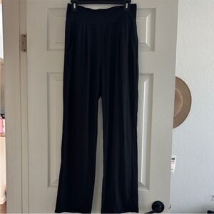 Vuori Black Wide Leg Pants